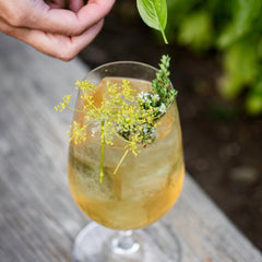 Gin & Tonic with Fields Float