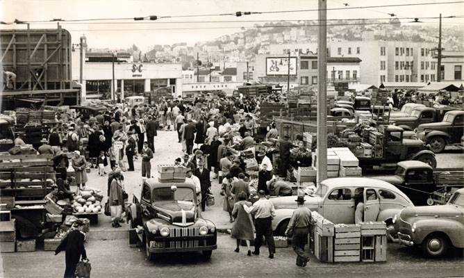 Duboce Farmers Market black and white photo San Francisco